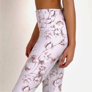 VARLEY Biona Tight Floral Leggings High Rise M Women’s Athletic Fairy cropped